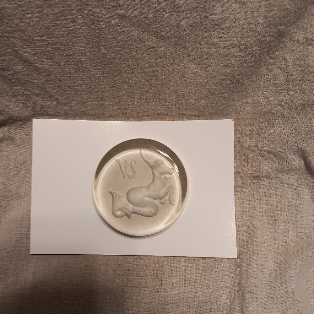 Fenton Glass Capricorn Zodiac Clear Etched Paperweight